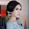 Penampilan Syahnaz semakin cantik usai dirias oleh MUA Slam Wiyono.