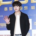 Fans semakin dihebohkan dengan kedatangan Ahn Hyo Seop di VIP Premiere film 'Detective K: 3'.