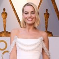 Margot Robbie di Red Carpet Oscar 2018