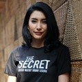 Tyas Mirasih di Konferensi Pers Film 'The Secret-Suster Ngesot Urban Legend'