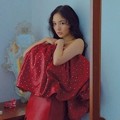 Min Hyo Rin kenakan gaun betuk Strawberry merah