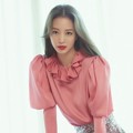 Han Ye Seul di Majalah Cosmopolitan Edisi September 2018