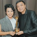 Yura Yunita Raih Piala Artis Solo Wanita Pop Terbaik