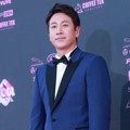 Lee Sun Gyun di red carpet The Seoul Awards 2018.