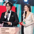 Golden Disk Awards 2019 menggelar penghargaan hari kedua dipandu oleh Sung Si Kyung dan Kang Sora.