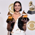 Dua Lipa Berhasil Bawa Pulang 2 Piala Grammy Awards 2019