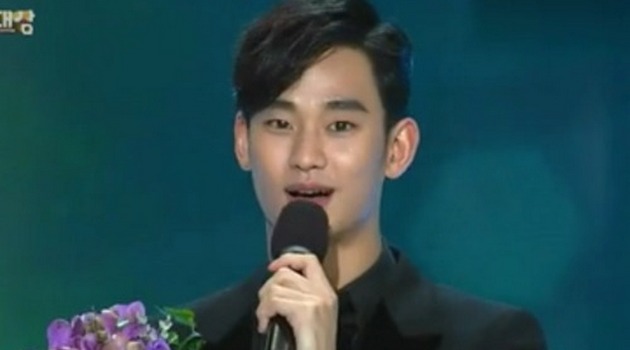 Menang, Kim Soo Hyun dan Jun Ji Hyun Bintang SBS Drama Awards 2014