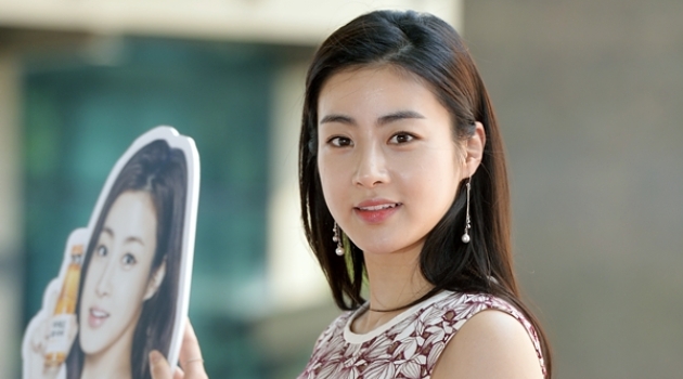 Tak Hadiri Jadwal, Agensi Beritahukan Kang Sora Alami Keracunan