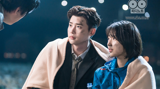 Bikin Iri, Mesranya Pemotretan Pernikahan Suzy-Lee Jong Suk di 'WYWS'