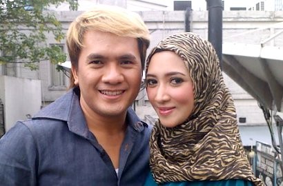 Saiful Jamil dan Keluarga Virginia Mengantarkan Jenazah ke Tempat Peristirahatan Terakhir