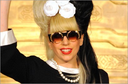Lady GaGa Jadi 'Ratu Twitter' dengan 20 Juta Follower