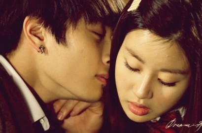 Jinwoon 2AM Cium Kang Sora di 'Dream High 2'