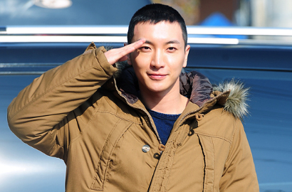Leeteuk Resmi Mulai Jalani Wajib Militer