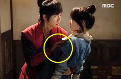 Lee Seung Gi Diprotes Fans Gara-Gara Pegang Dada Suzy miss A