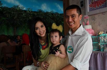Sibuk, Fanny Fabriana Tunda Keinginan Tambah Momongan