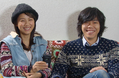 Romantisnya Lee Hyori Saling Potong Rambut dengan Suami