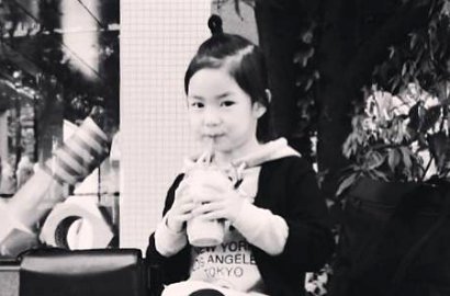 Tablo Bangga Pamerkan Foto Haru Pose Manis
