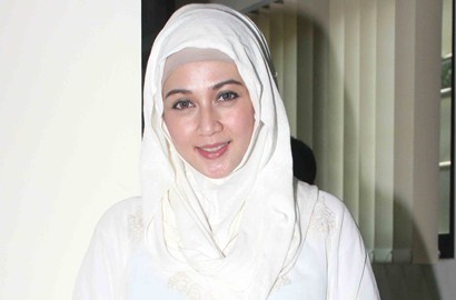 Dina Lorenza Jadi Korban Keisengan Anak Semenjak Hamil