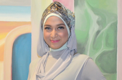 Nina Zatulini Belum Siap 100 Persen Berhijab