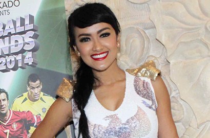 Julia Perez Tegaskan ke Brasil Bukan Bertemu Pacar Baru