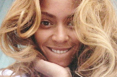 Dituduh Sindir Perselingkuhan Jay-Z, Beyonce Pamer Foto Selfie