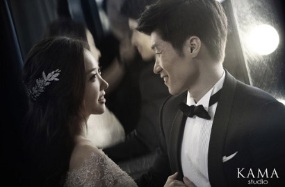 Park Ji Sung Ungkap Foto Pre Wedding Romantis Menjelang Nikah