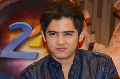Aliando Bersyukur 'Ganteng-Ganteng Serigala' Membuatnya Populer