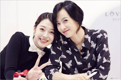 Victoria f(x) Tegaskan Postingan Weibonya Bukan Tentang Sulli