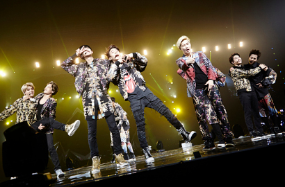 Nyanyi Lagu SuJu-SHINee, EXO Jadi SNSD di Konser 'The Lost Planet'