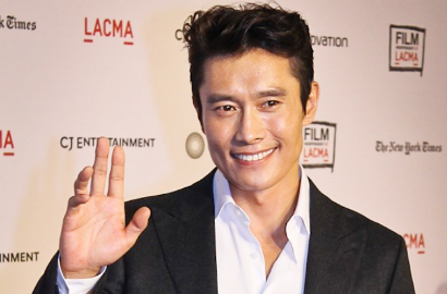 Lee Byung Hun Bantah Tuduhan Jiyeon di Sidang Perdana