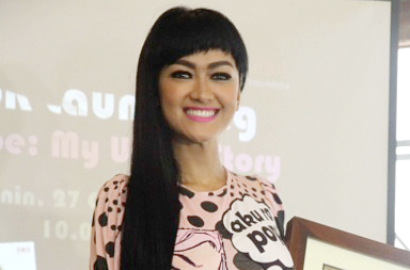 Julia Perez Bantah Cari Sensasi Lewat Donor Sperma dan Kanker Serviks