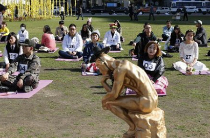 Seoul Plaza Adakan 'Kompetisi Bengong' Pertama di Dunia
