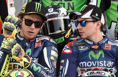 Valentino Rossi-Jorge Lorenzo Bakal Rebutan Posisi Runner Up di Valencia