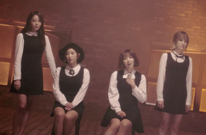 Sunny Hill Rasakan Patah Hati di MV 'Here I Am'