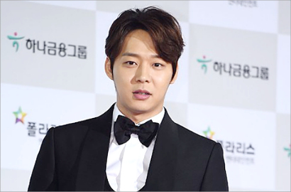 Yoochun JYJ Dinominasikan Aktor Pendatang Baru di Blue Dragon Film Awards