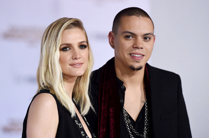 Ashlee Simpson dan Evan Ross Nantikan Anak Pertama