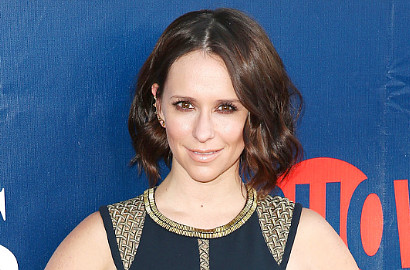 Jennifer Love Hewitt Bahagia Hamil Anak kedua