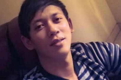 Curigai Selingkuh, Istri Ancam Ceraikan Dyrga Vokalis Dadali
