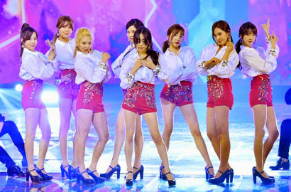 Yuri Bocorkan SNSD Sedang Garap Album Baru Tahun Ini