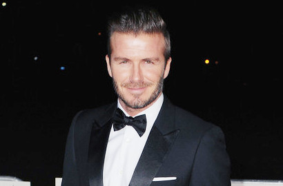 David Beckham Berpose Seksi Mirip Justin Bieber di Iklan Pakaian Dalam