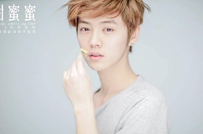 Luhan Tampil Elegan di MV OST 'Comrades: Almost A Love Story'