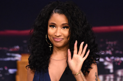 Kembali Ingin Jadi Seorang Barbie, Nicki Minaj Ganti Warna Rambut Pirang