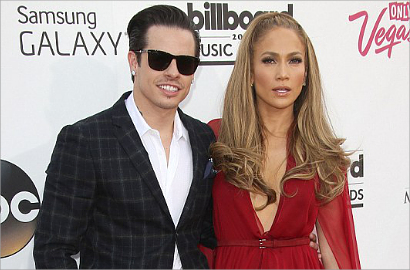 Jennifer Lopez dan Casper Smart Pacaran Lagi?
