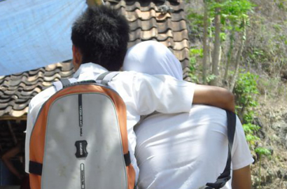 Foto Anak SD Pacaran dan Berantem Bikin Miris Netter