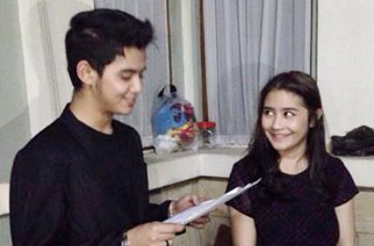 Surat Cinta Jadi Kado Valentine Aliando Buat Prilly Latuconsina