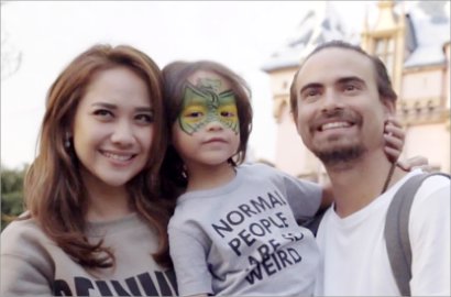 Bunga Citra Lestari Habiskan Waktu Bareng Keluarga di MV 'Wanita Terbahagia'