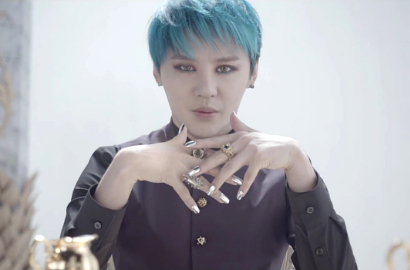 Keren, Junsu JYJ Tampil Artistik di Video Musik 'Flower'