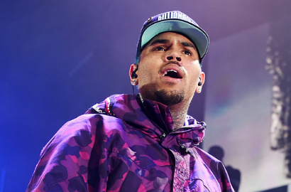Anak Perempuan Chris Brown dari Wanita Lain Diberi Nama Royalty