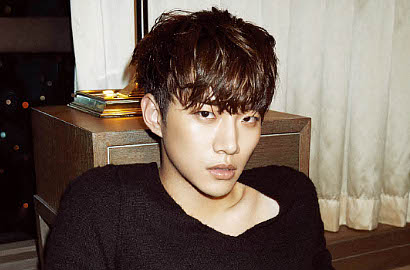 Junho 2PM Kecewa Belum Pernah Berkencan Sejak Debut