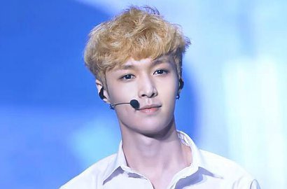 Lay EXO Akui Pernah Jalani Pacaran Jarak Jauh